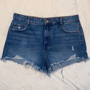 Zara Dark Wash Denim Short Size 10